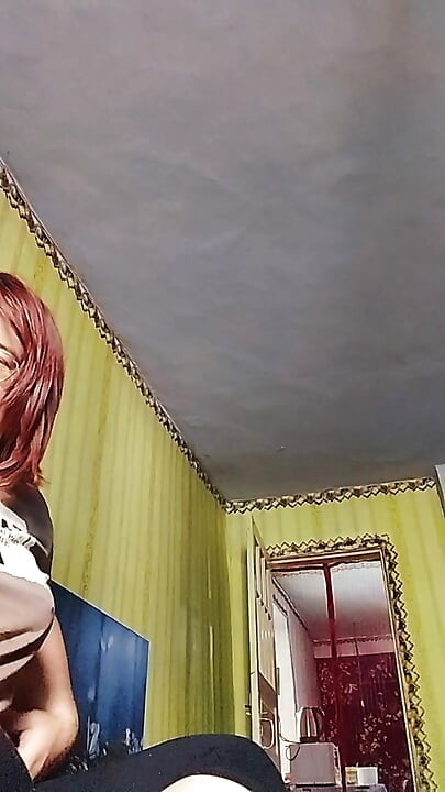 Amateur Girlfriend Blowjob Instead of Cooking - Curvy Brunette with Glasses Sucks and Jerks Cock