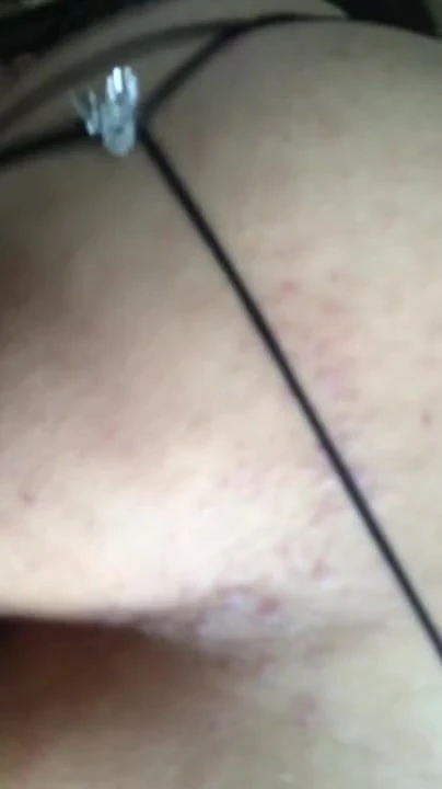 VANESSA MONTELEONE CURRADA PELO NEGAO