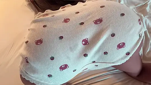 FURZEN VON 18 jahren altem mädchen GEGEN Furzen von NANO-sexpuppe