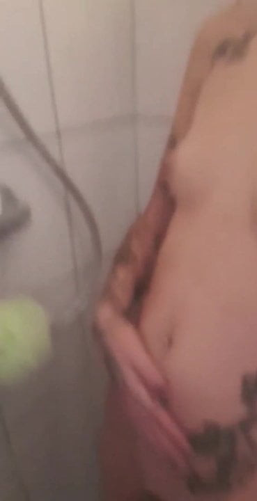 Teasing u a bit :$