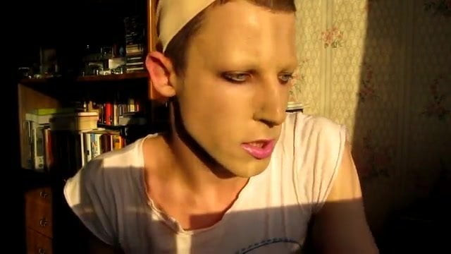 TWINK IS ALWAYS HUNGRY FOR RAW COCK