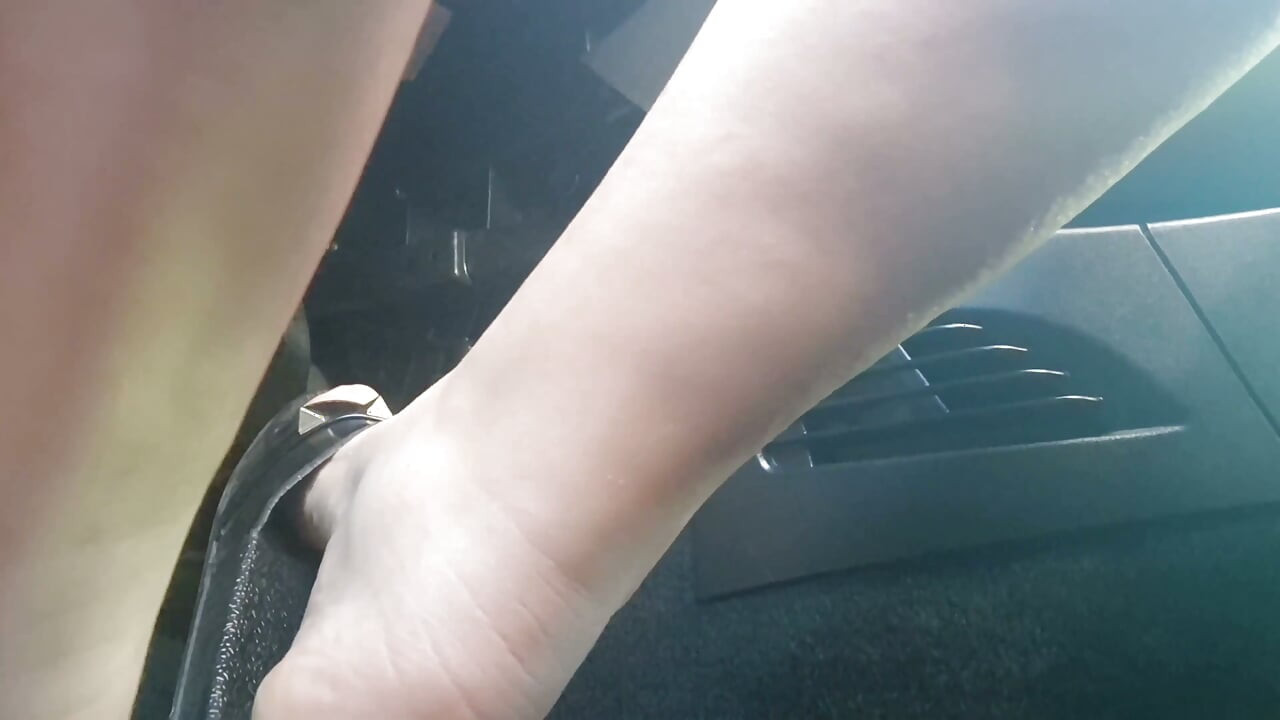 Shopping at the Shopping Center and Revelation in the Dressing Room Nicoletta's Black Sandals and the Very Hairy Natural Tease