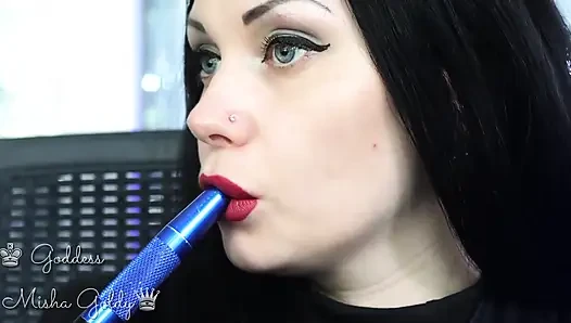 Muncrat ke rayuan goni besarku dan asap hookah besar!