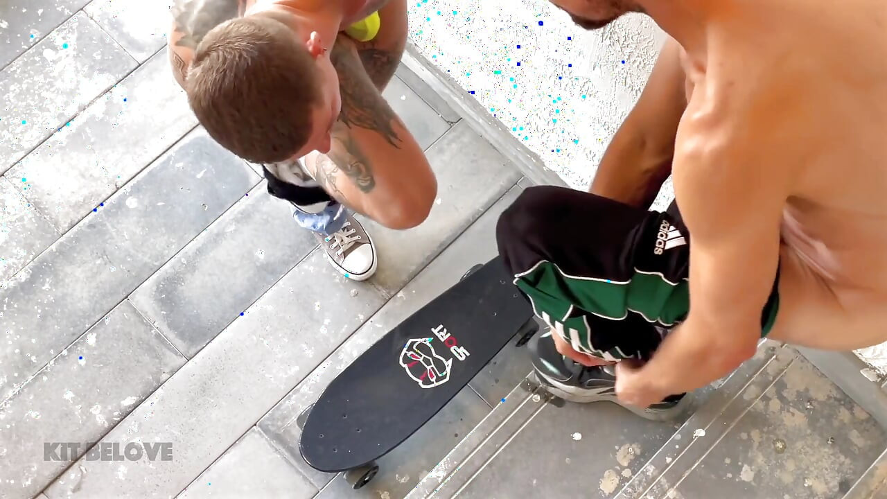 He Noticed a Guy He Saw on a Gay App, and Asked Him to Have Sex Right Then and There. He Fucked a Skateboarder on a Fire Escape