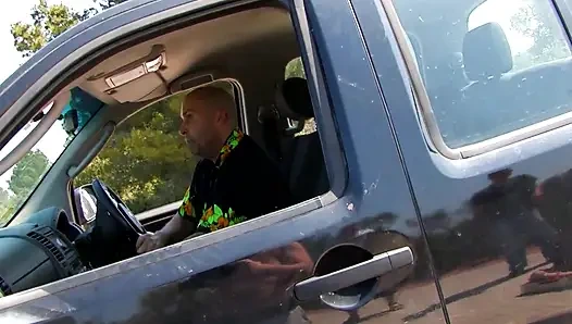 Hiçbir profesyonel sadece saf şehvet