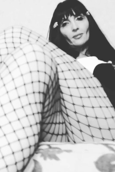Solo Mistress BDSM strapon BBC latex Milf black white