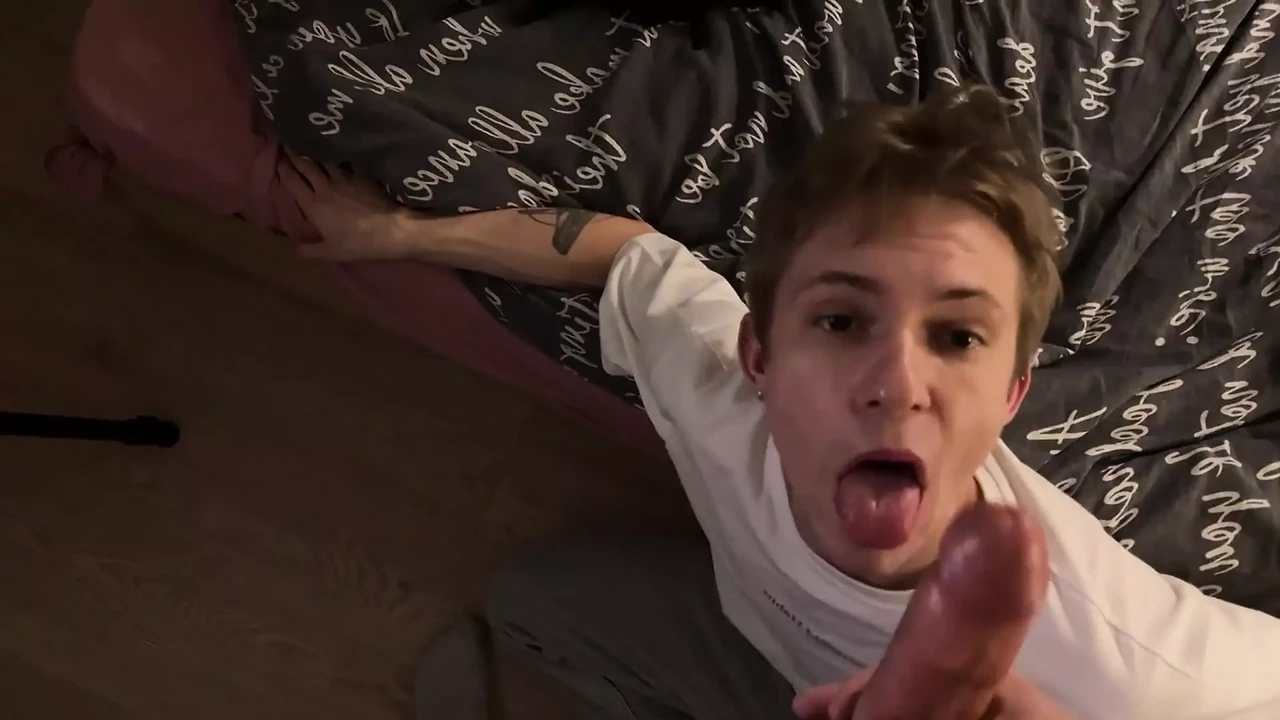 Full Video Twink Seduced a Guy for Sex, a Guy with a Big Dick Fucked a Twink in the Mouth and in the Ass and Cummed