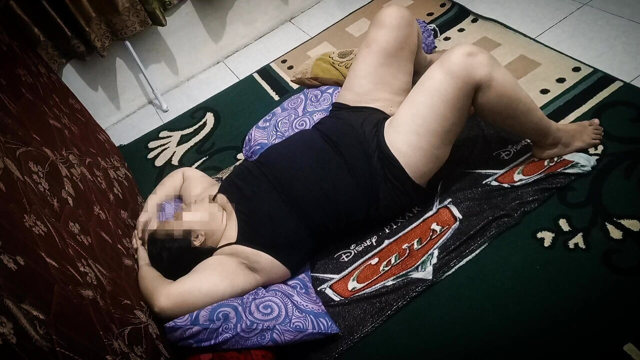 Dì Rất Hứng Tình Và Muốn Được Đụ