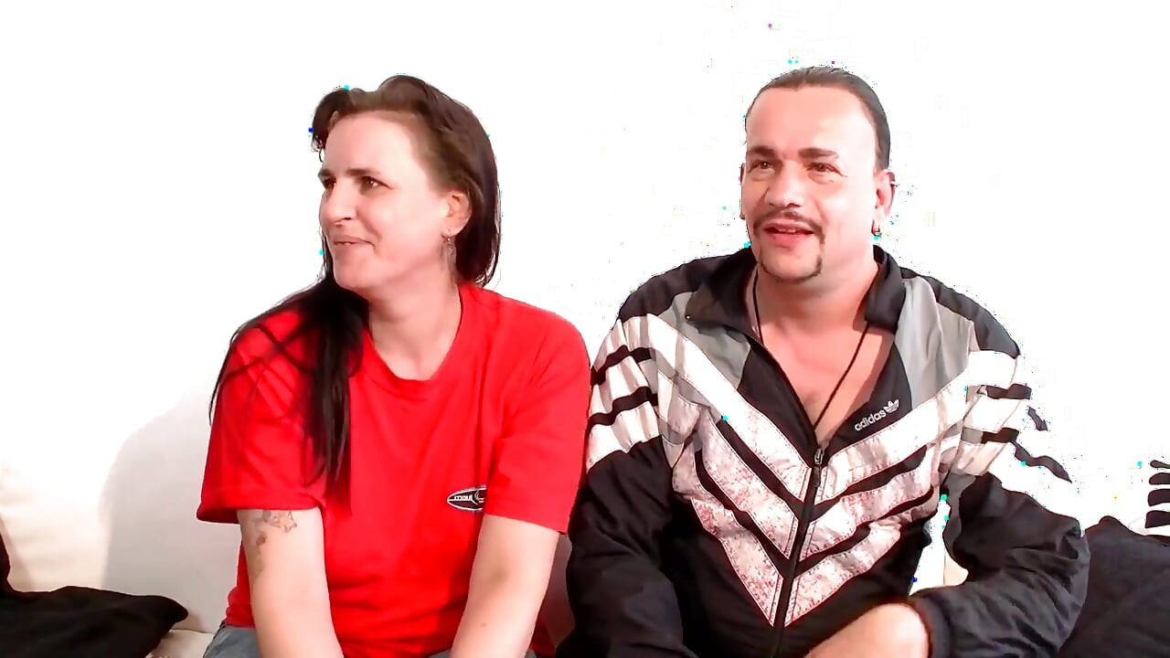 Steffi อยากได้เย็ดหมู่สามคน