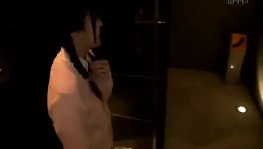 Sonuna kadar gülümsüyor. Yukari Miyazawa'nın neşeli adanmışlığı ve sonsuz coşkusu - 3