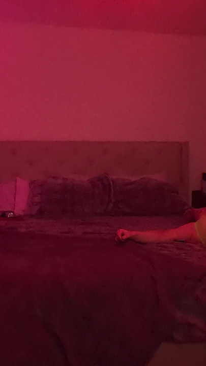 Cheating House Wife