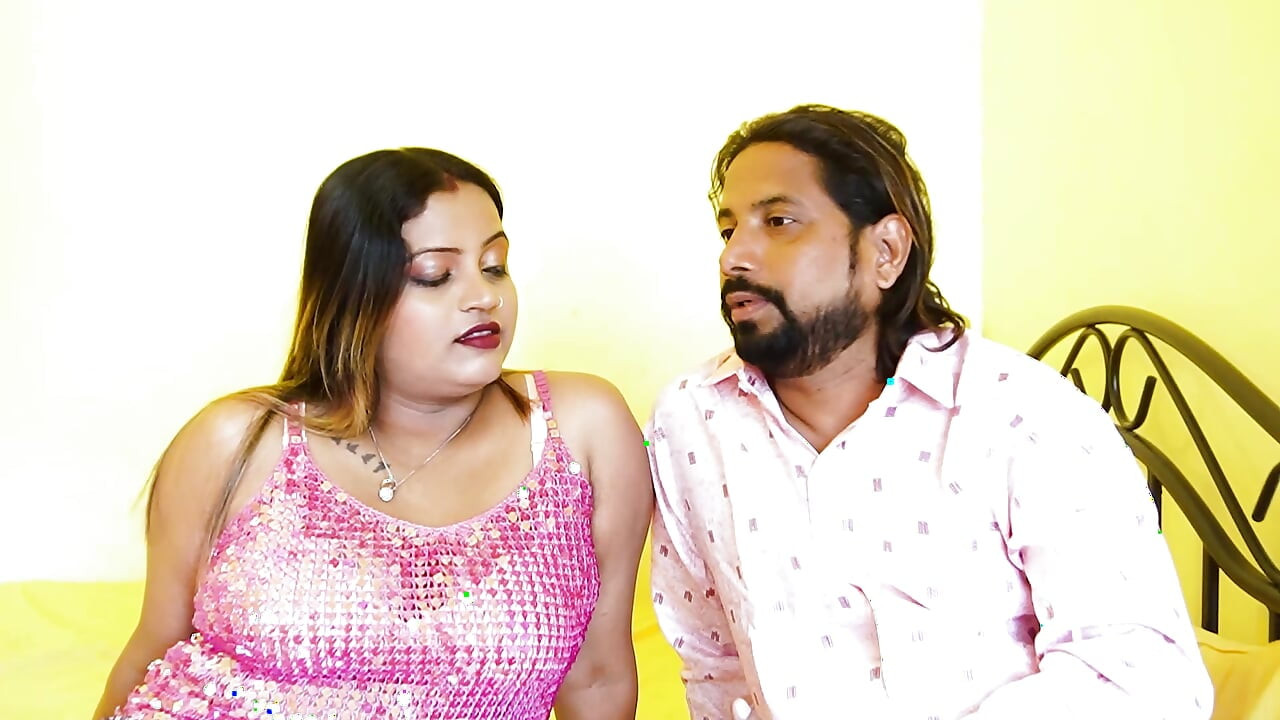 LAND BROKER FUCKED HIS INDIAN DESI SEXY BIG BOOBS CLIENT FOR TAKING NO COMMISION