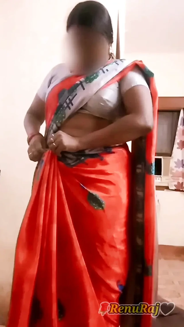 Desi Indian Tamil BBW Wife Latha Nude Body Show Big Boobs Ass Hairy Pussy Saree Tease