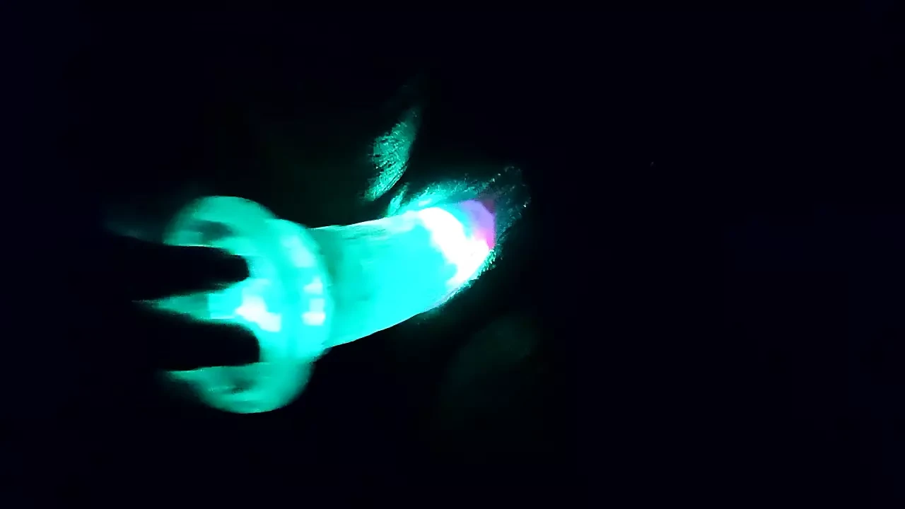 Kitty Rosario tiene la galaxia en su coño