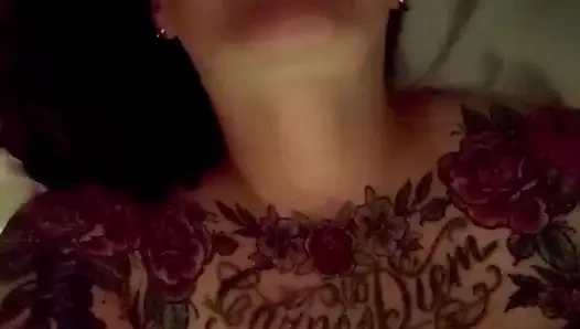 So hart masturbieren und kommen mitten in der nacht