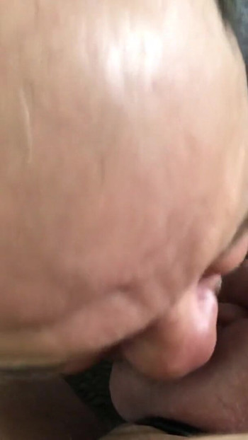 Trenutak koji morate vidjeti iz "Me swallowing"