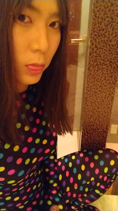 Japanese crossdresses masturbate wearing colorful morphsuit | Clip 2