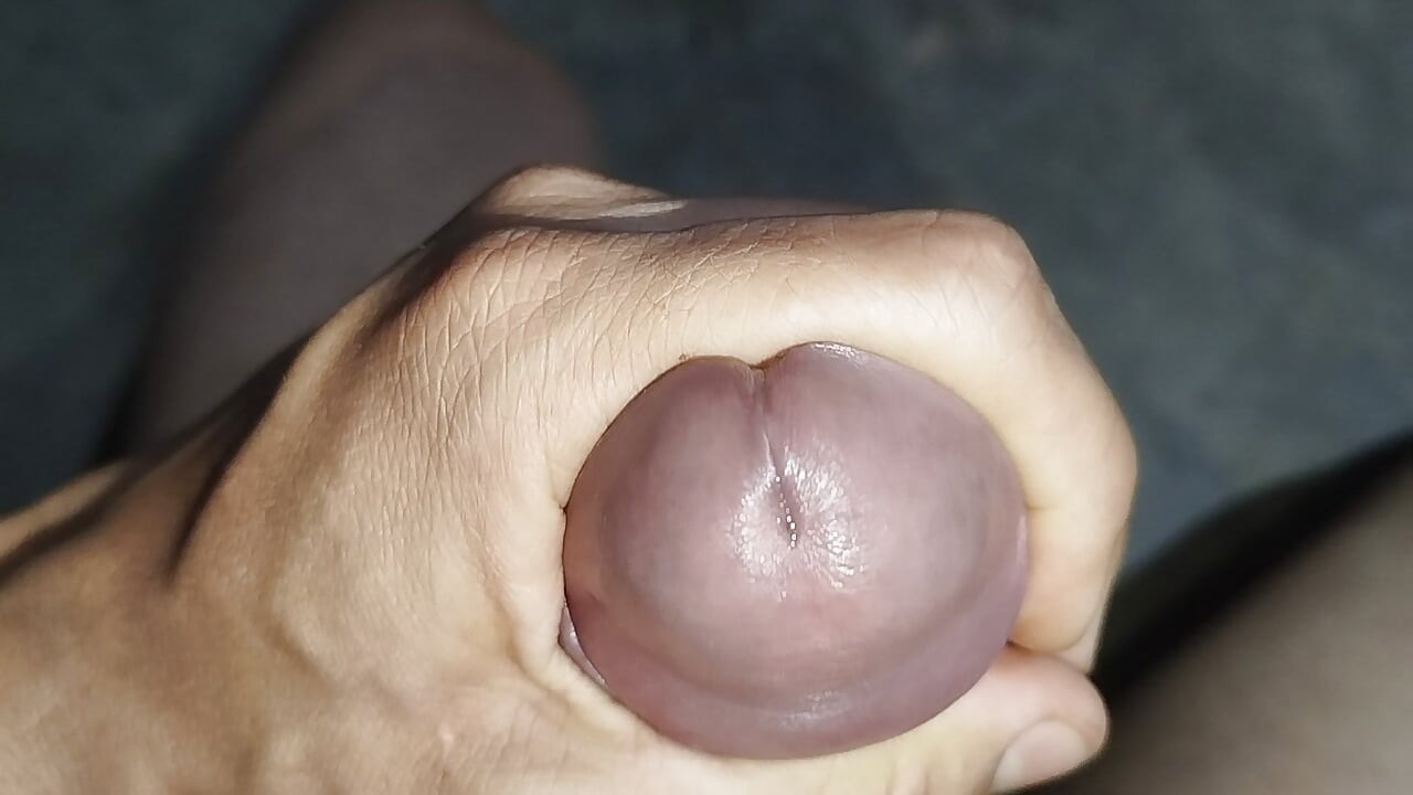 Penis legat expus