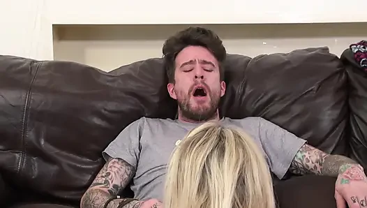 Große klopfer tara Spades & luke Hotrod in erstaunlichem sex zu hause