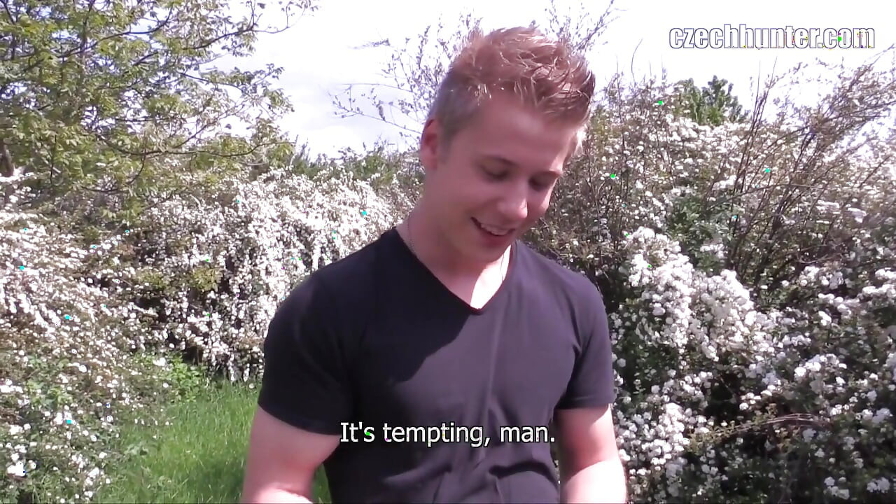Czech Hunter - Twink Was Chilling in the Park and Craved Some Anal