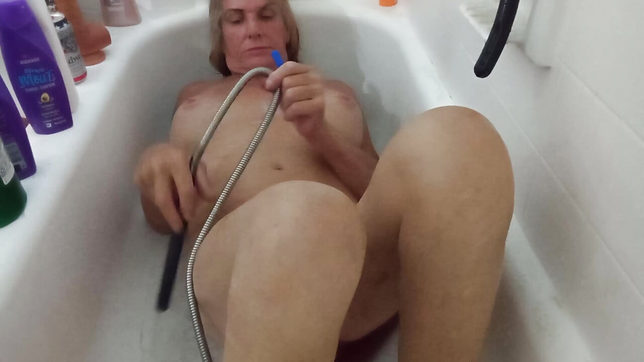 Lizzy Yum SD rujan 2025. Masturbacija u analnom kupanju s širenjem #5