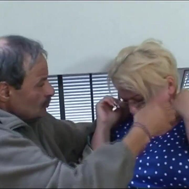 คู่ผู้ใหญ่ เย็ดหีใหญ่