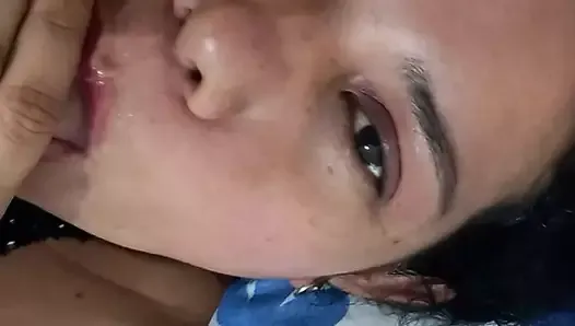 Deep and delicious careless blowjob from a mother in heat