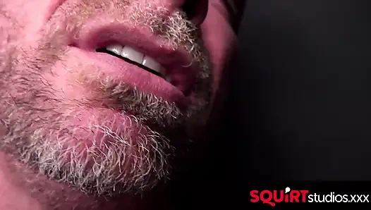 Hunter vance lagi asik ngentot kontol besar cowok berotot ini setiap incinya