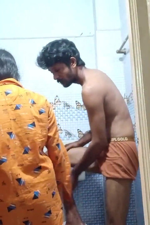 결혼해서 안에 사정하지 마! 샤워 중 질싸 당하는 텔루구 인도 밀프 마누라