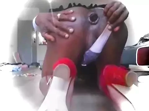 LONG PLUG DEEP IN MY ASSHOLE : i sucked him well then...