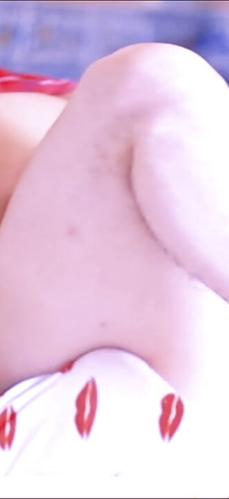 健身房後：繼妹全身濕透，準備騎那根肥屌。