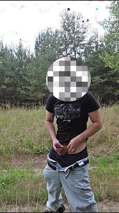 Outdoor teen masturbation and cum challange