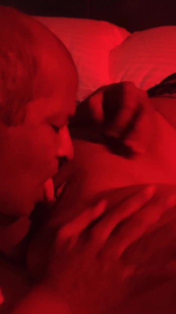 Kiefer-fallender moment von "Hardcore sex-stieftochter mit stiefvater (Sautela baap Sautelia sex)"