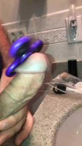 fidget spinner dick
