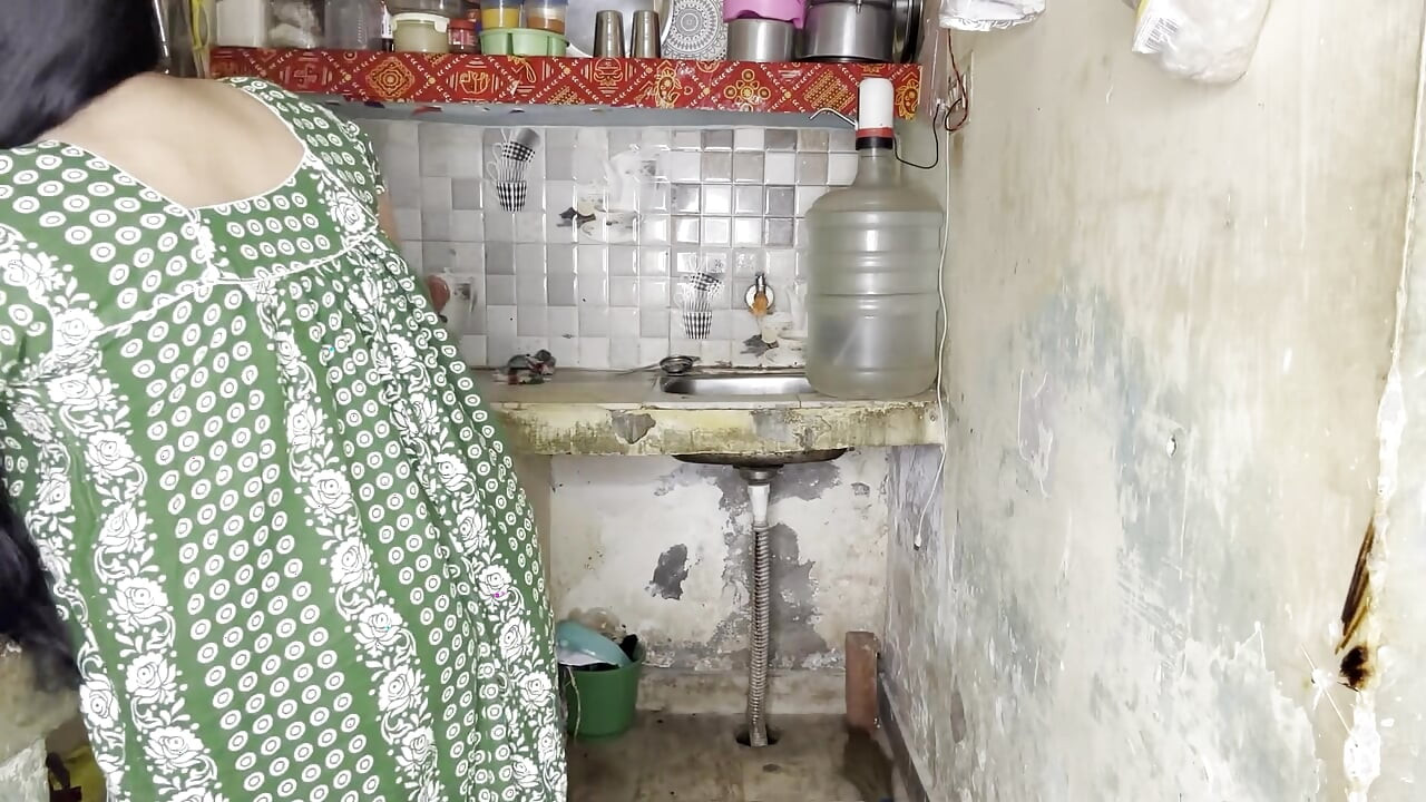 Kakak ipar dan adik ipar yang terangsang bercinta sepanjang malam