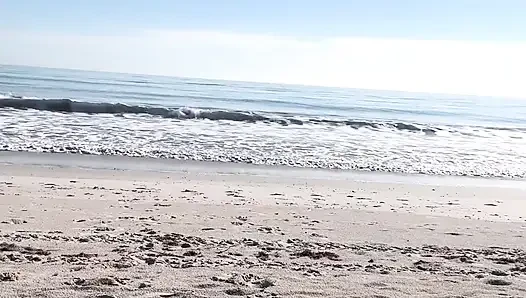 67 Tanrıça ile plajda gün