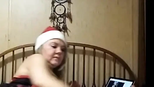 Pertunjukan webcam malam natal Jolisa