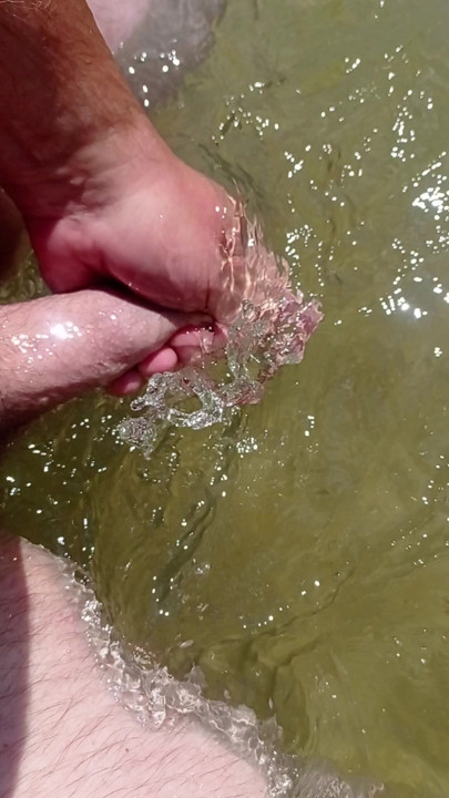 The ocean is cold, if I warmed up my to cum