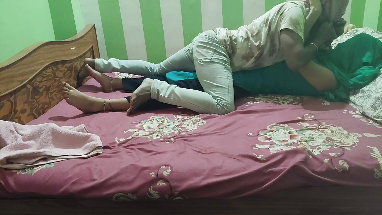 Bhabhi ke sath payar bhabhi in love ❤️ boby