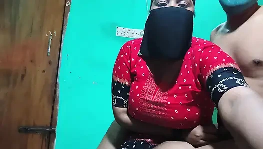 Frisches paar vibriert gerade fallen