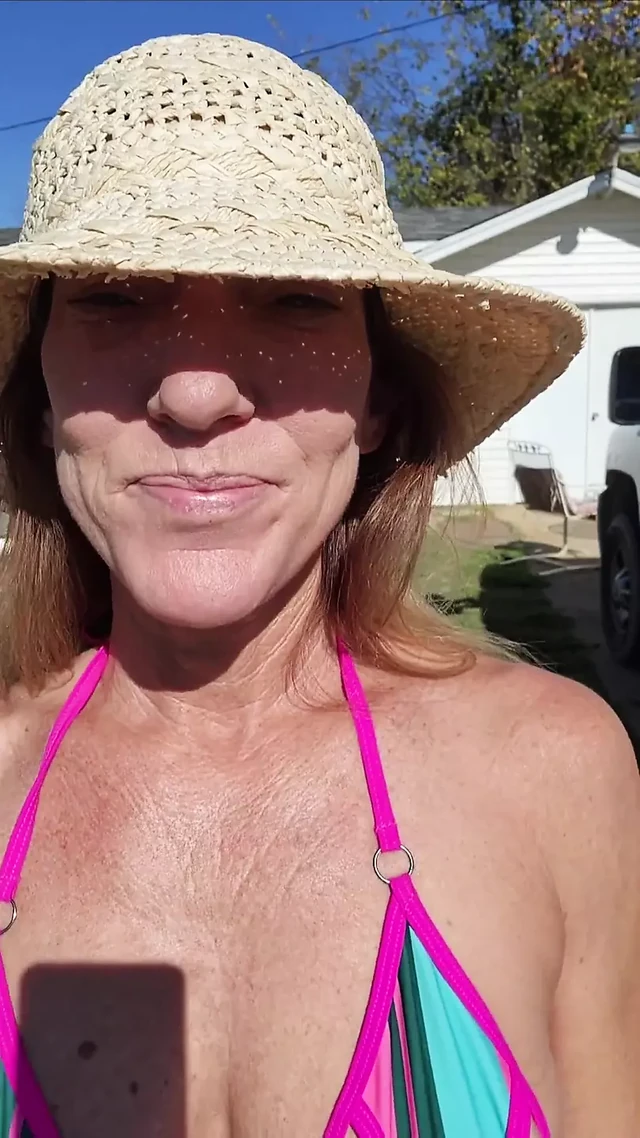 When It’s Hot and Wet Can You Handle Me