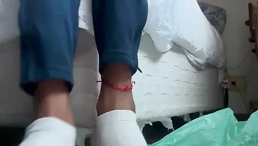 00 sweaty feet, wet socks