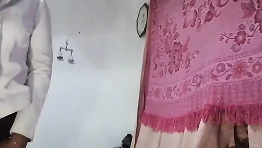 Mein echtes hausmädchen verführt mich ohne bh