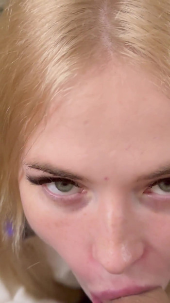 Saya bercampur lantai dan secara tidak sengaja berjalan ke apartmen orang lain. | Klip 1