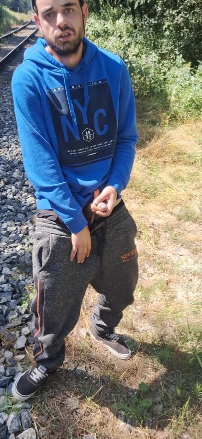 Svršavam na željezničkim tračnicama