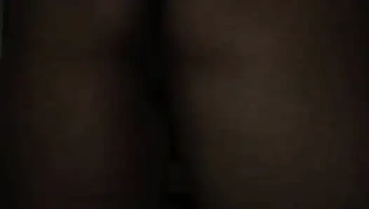 Aku dientot habis-habisan sama kontolku sampai mengerang ke