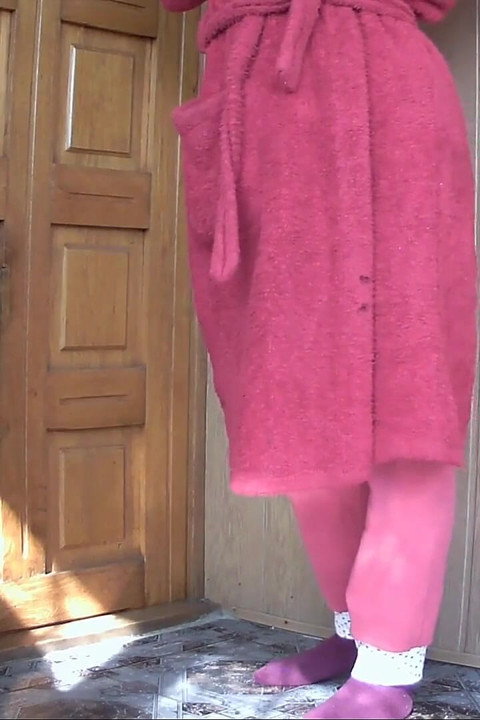 Pee standing