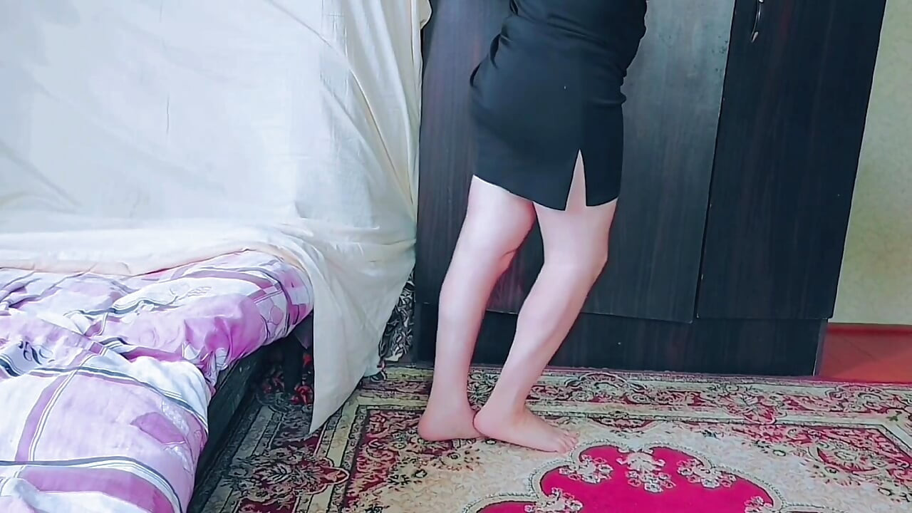 Zavodljivi Crossdresser Tjera Da Ti Srce Kuca Tako Brzo