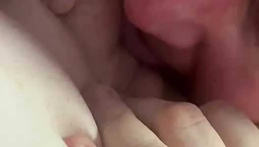 Licking Until She Cums. I Let Her Squirt at the End and Then Quickly Taste Her Pussy
