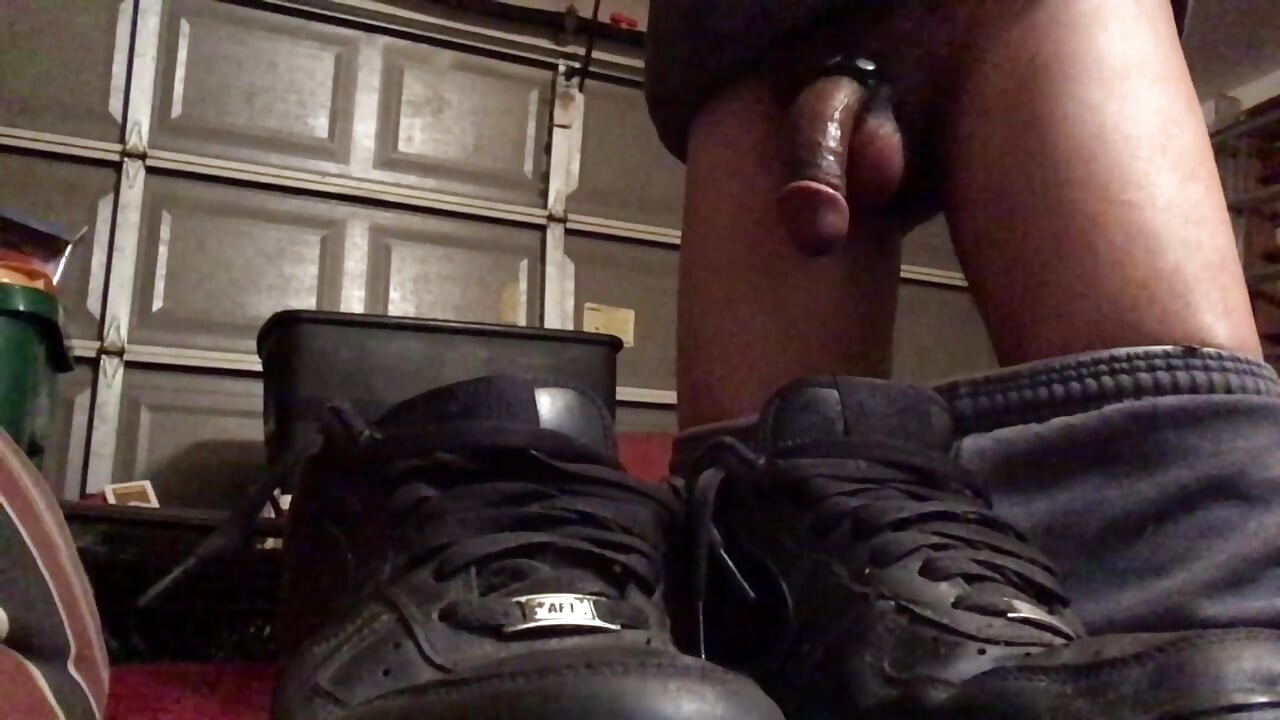 STR8 BUDS AF-1'S